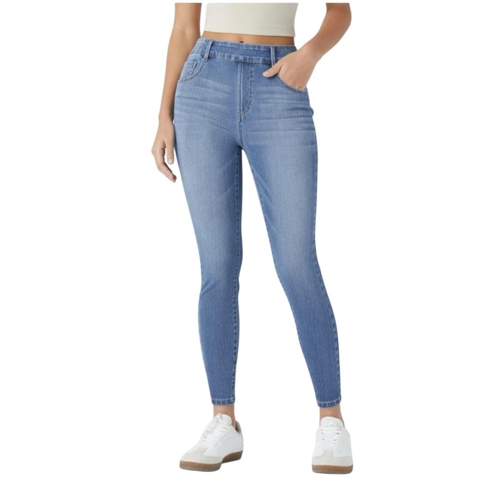 Halara Flex Mid Rise Pull On Multiple Pockets Stretchy Knit Casual Skinny Jeans
